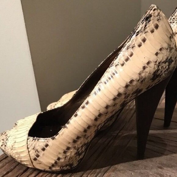 Aldo Sz 38 Beige Gray Snakeskin Peep Toe Pumps - Picture 7 of 13